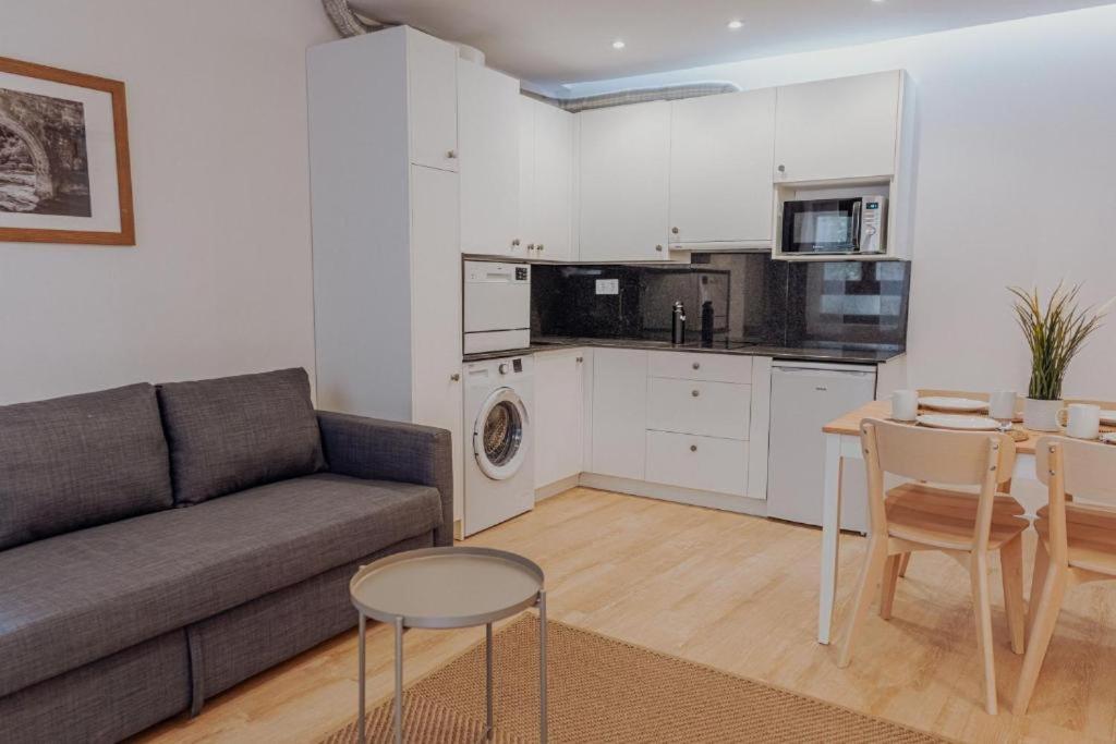 Apartamentos Destino Алькесар Экстерьер фото